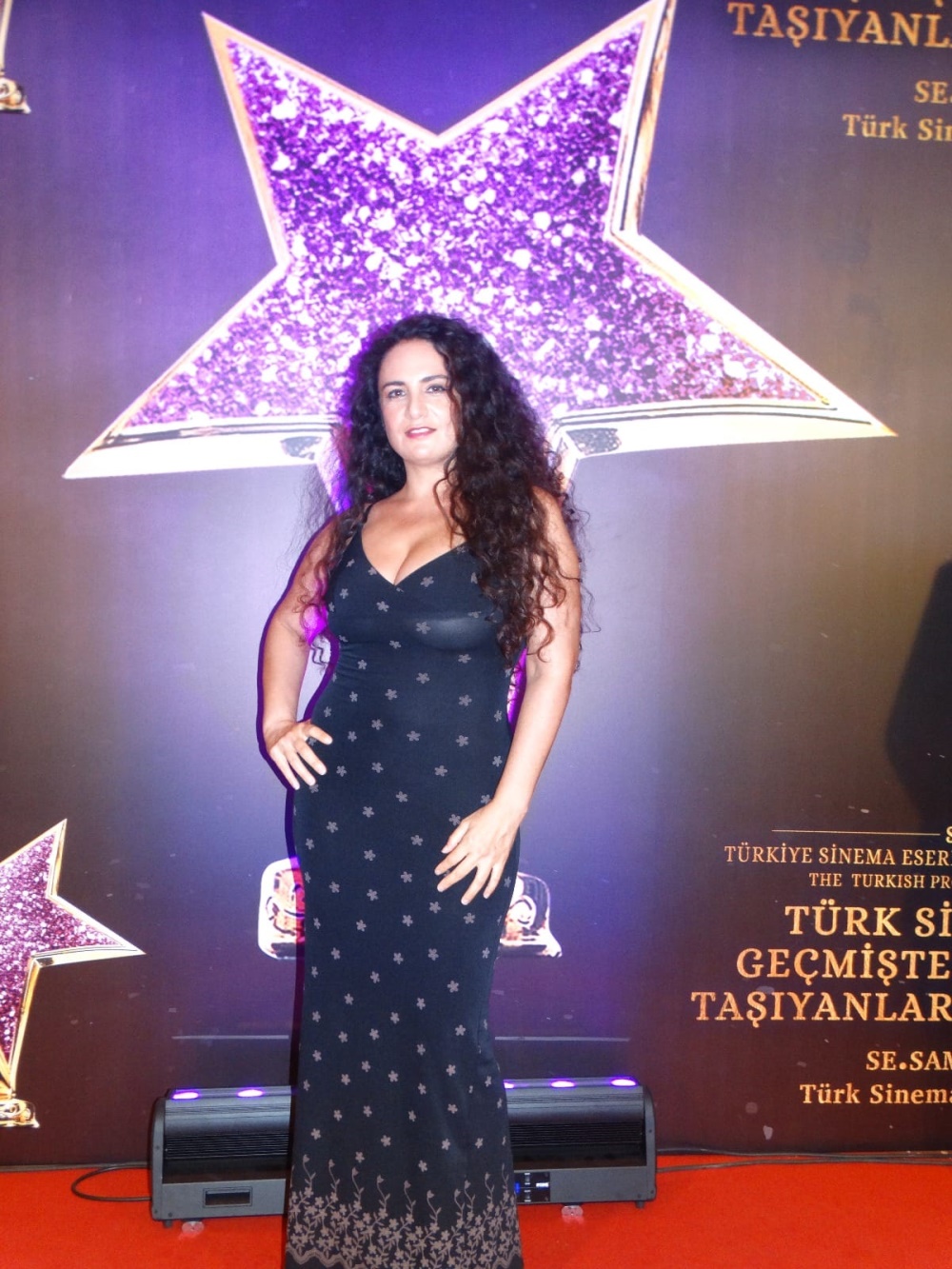 Akşın AY